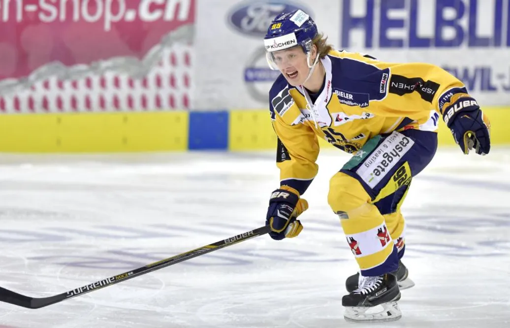 Svenskdoldisen byter klubb i Schweiz