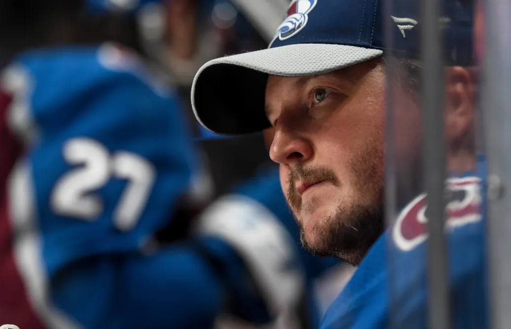 Devan Dubnyk skriver provspelskontrakt med Charlotte Checkers