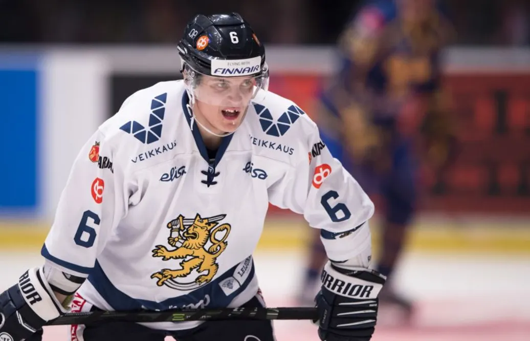 Krävde att bli trejdad – nu skriver han nytt kontrakt