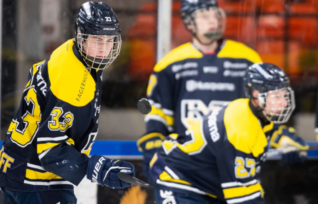 16-årige Herman Träff debuterar i SHL: "Överraskad"