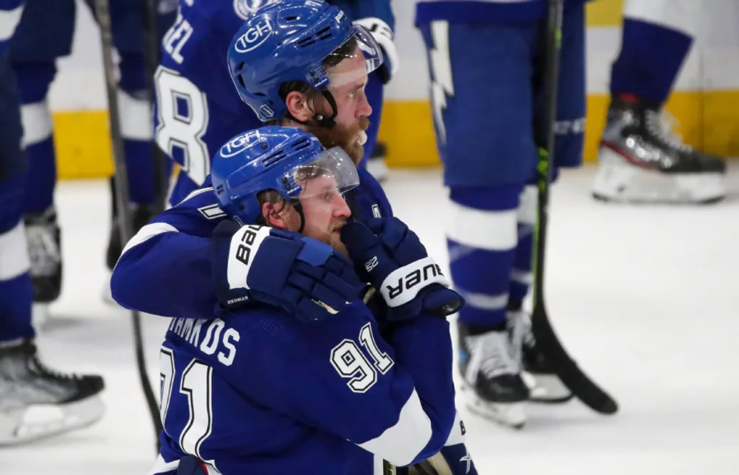 Victor Hedman om Steven Stamkos utgående kontrakt: "Ska ha all kredd"