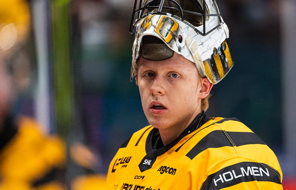 Efter tunga tiden - Alexander Hellnemo säsongsdebuterar i SHL