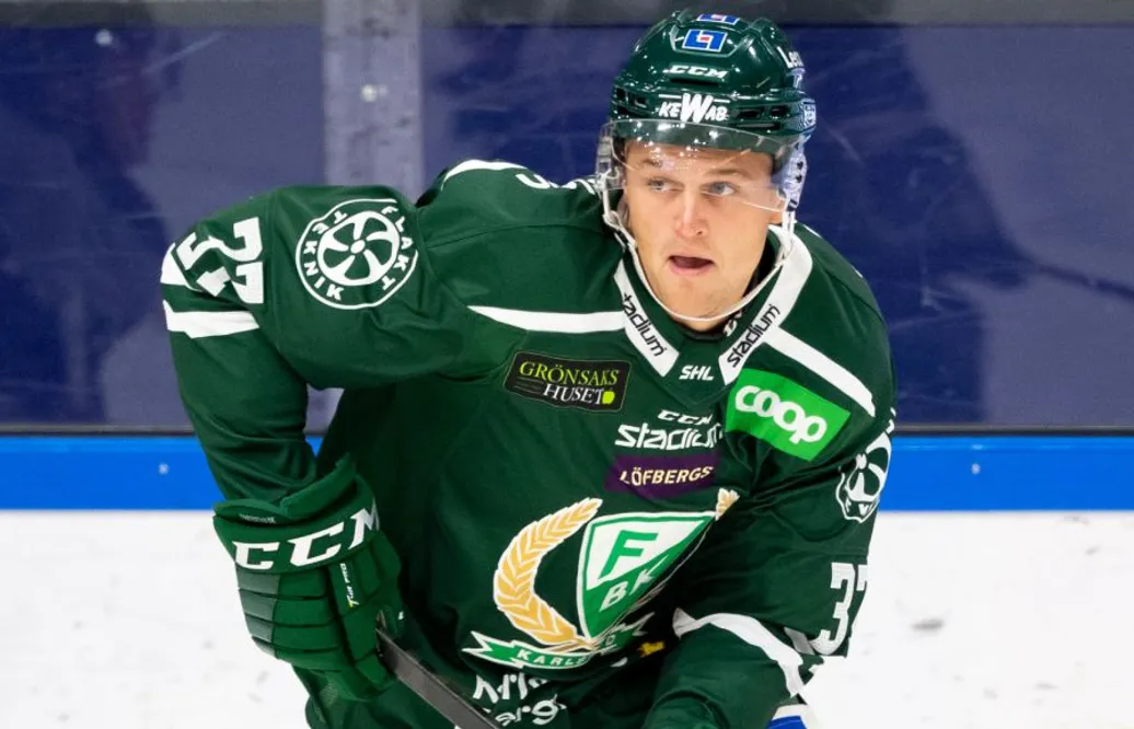Klart: Förre JVM-kaptenen stannar i Karlstad