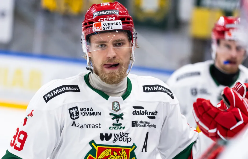 Kristoffer Gunnarsson förlänger med Mora till 2026