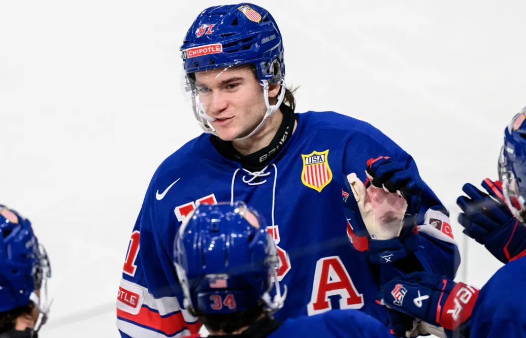 Jimmy Snuggerud sköt hattrick – USA körde över Schweiz