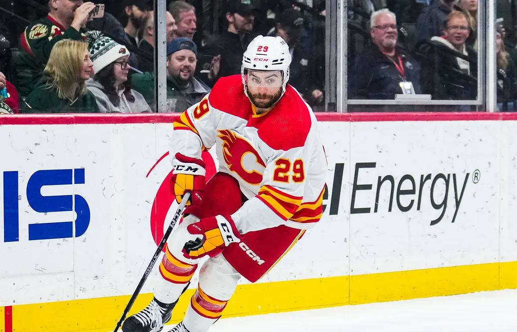 Dillon Dubé skriver på för Dinamo Minsk