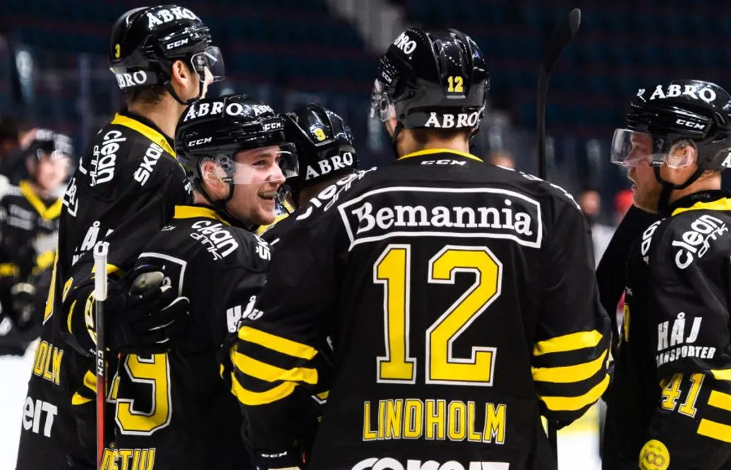 AIK krossade Modo på Hovet