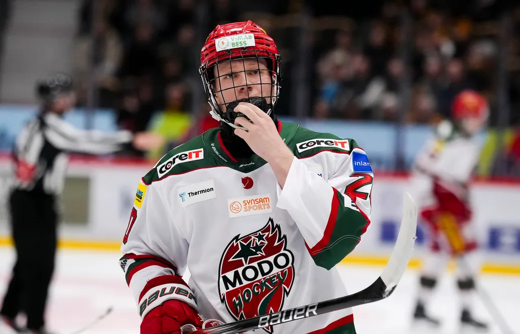 Tre poäng till Modo Hockey efter avgörande i slutperioden mot Östersunds IK