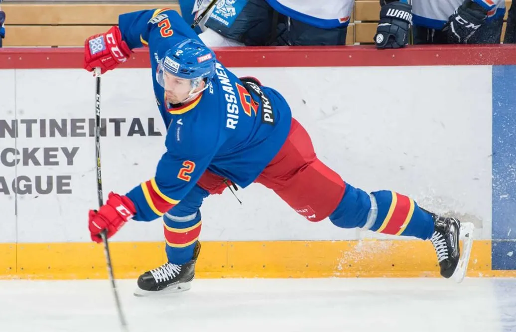 De värvar från KHL: ”Är en riktigt tuff back att möta ”