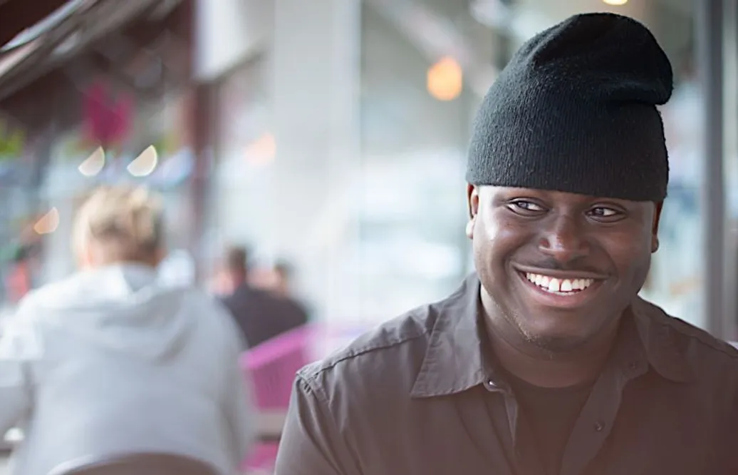Pabis resa: Från 'slummen' – till utlandsspel