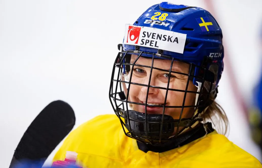 Stjärnan tvåmålsskytt i Damkronornas seger