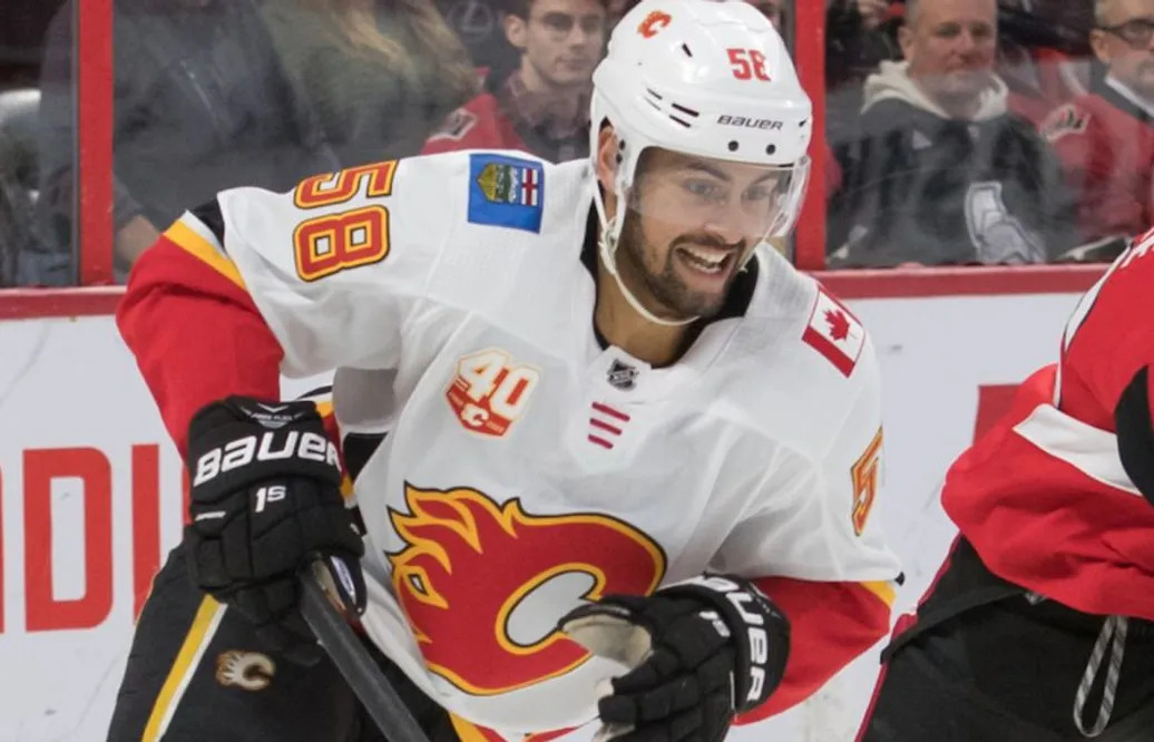 Svenskbacken får förlängt kontrakt i Calgary Flames