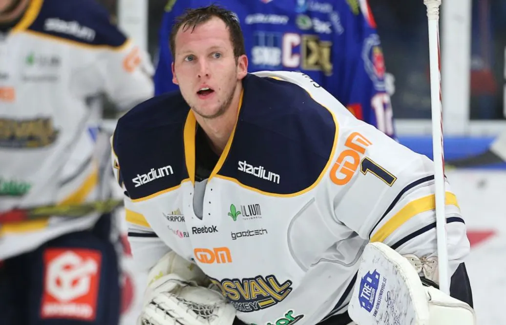 Tidigare SHL-målvakten lägger av – blir tränare