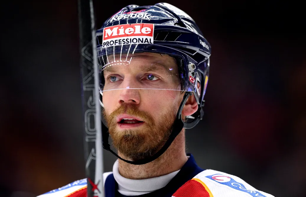 Mikael Samuelsson i Djurgårdens tröja 2015