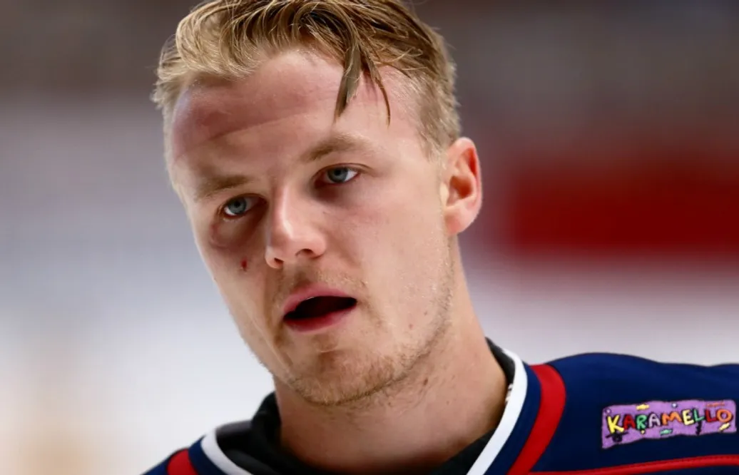 Skadan håller honom borta – SHL-comebacken får vänta ett tag till: ”Klart att det är tråkigt”