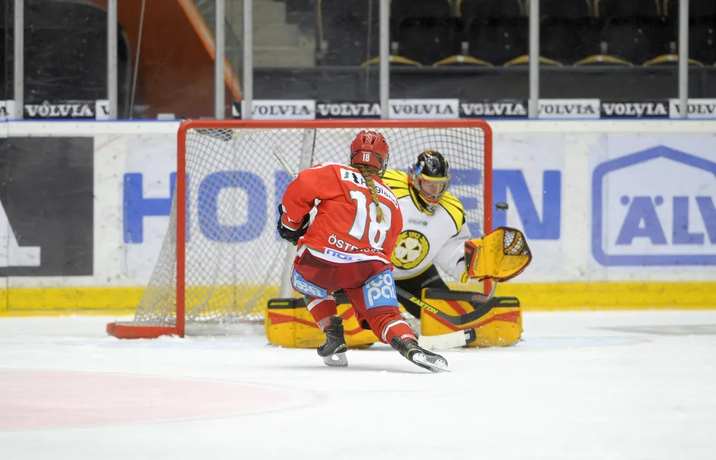 Alice Östensson valde hockeyn.