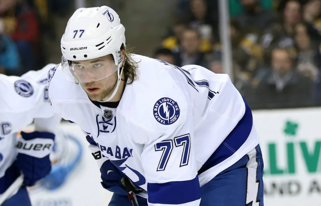 Hedman historisk – första NHL-spelare att vinna Guldpucken