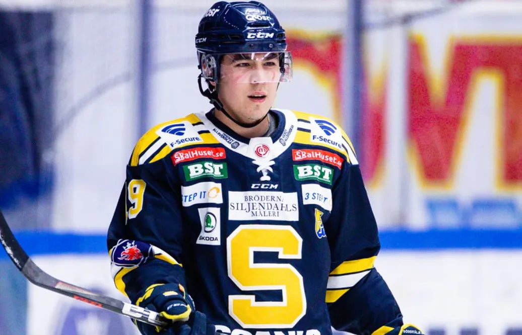 Lämnade Södertälje – klar för rivalen