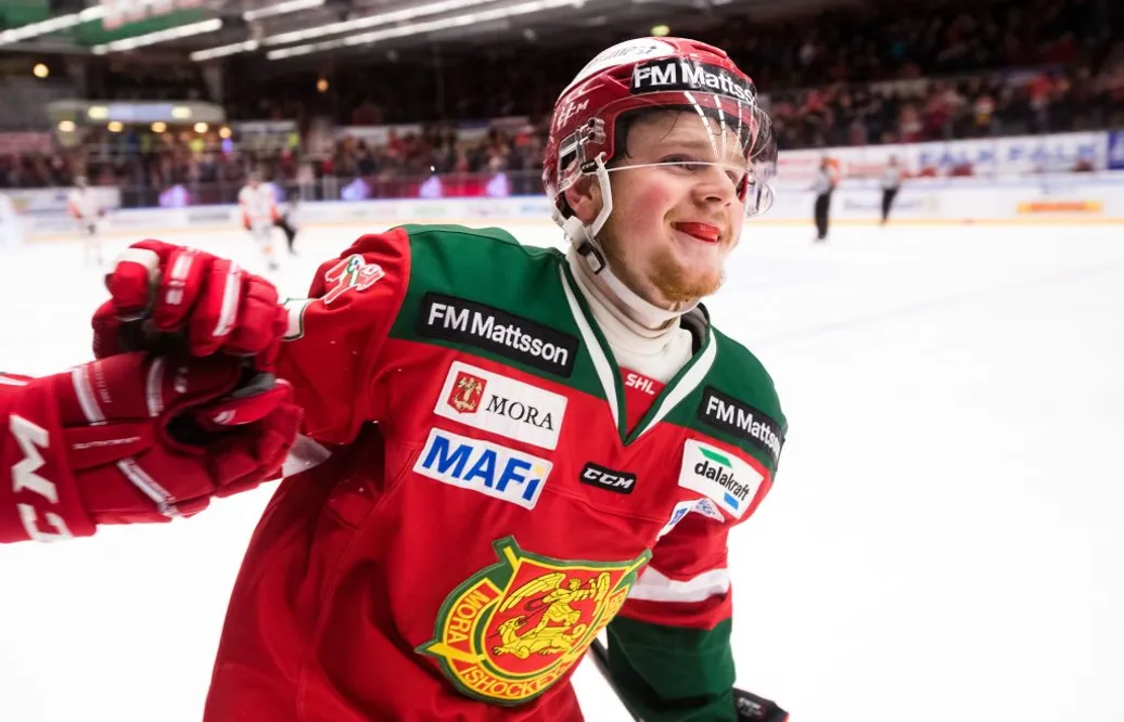 Moratalangen skriver NHL-kontrakt