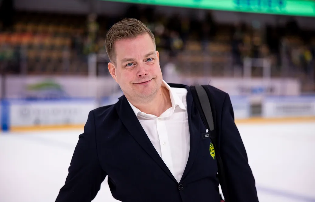 Nyckelpersonen stannar: "Varför byta ut en Ferrari mot en trampbil?"