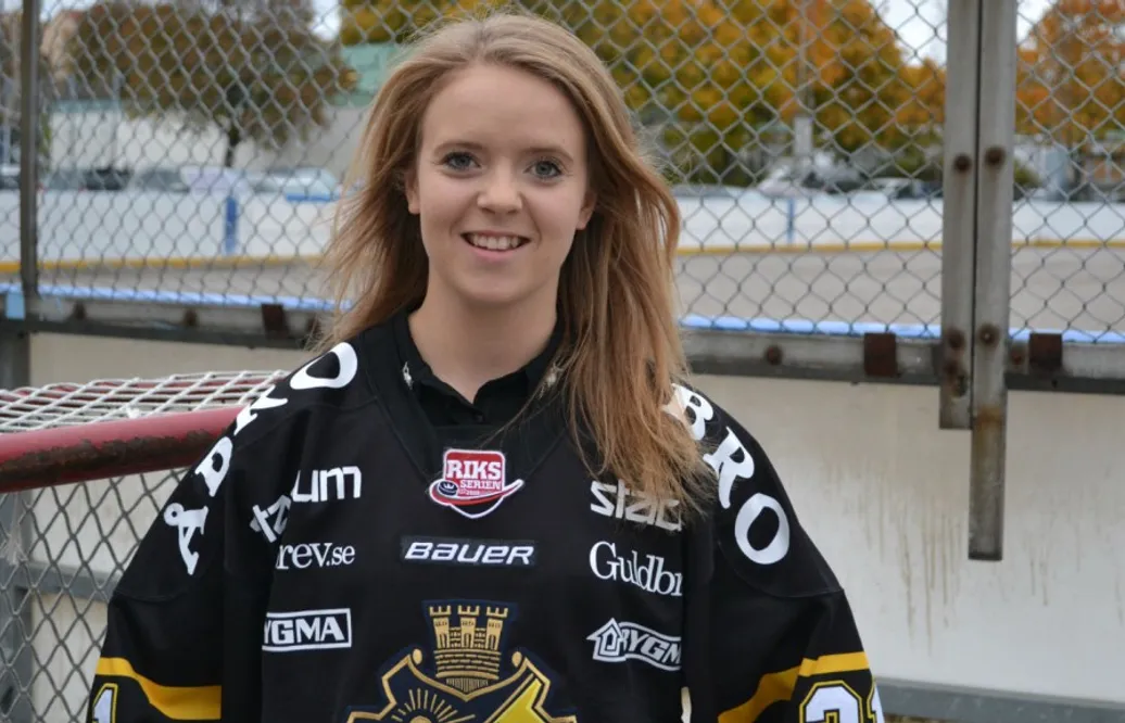 22 år och en av de äldsta i laget: ”Haft lite av en mammaroll i AIK”
