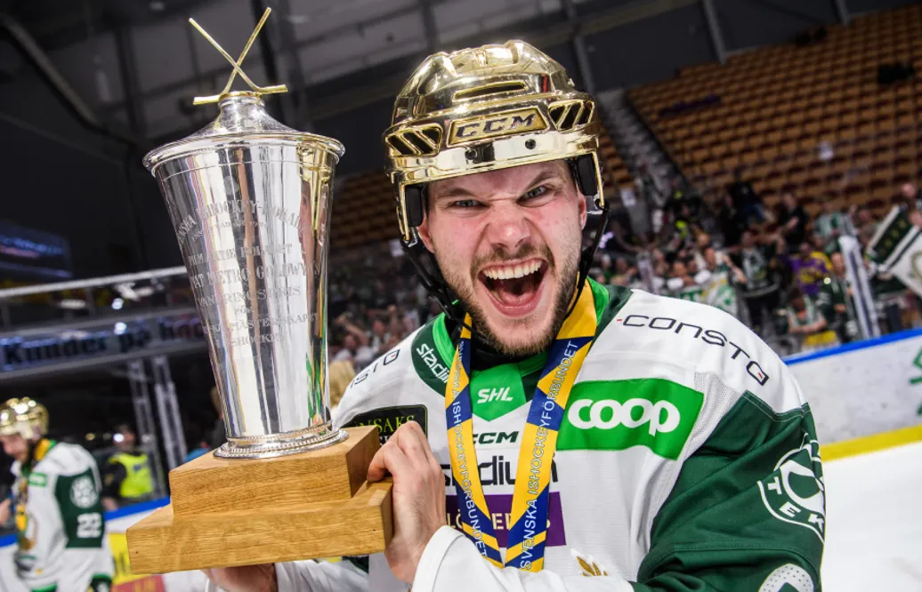 Beskedet: Theodor Lennström stannar i Färjestad