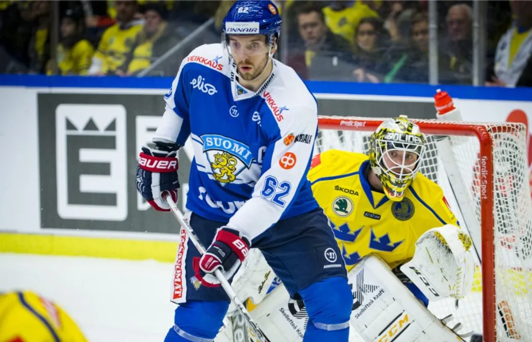 Tog timeout från hockeyn – nu återvänder forwarden till Finland