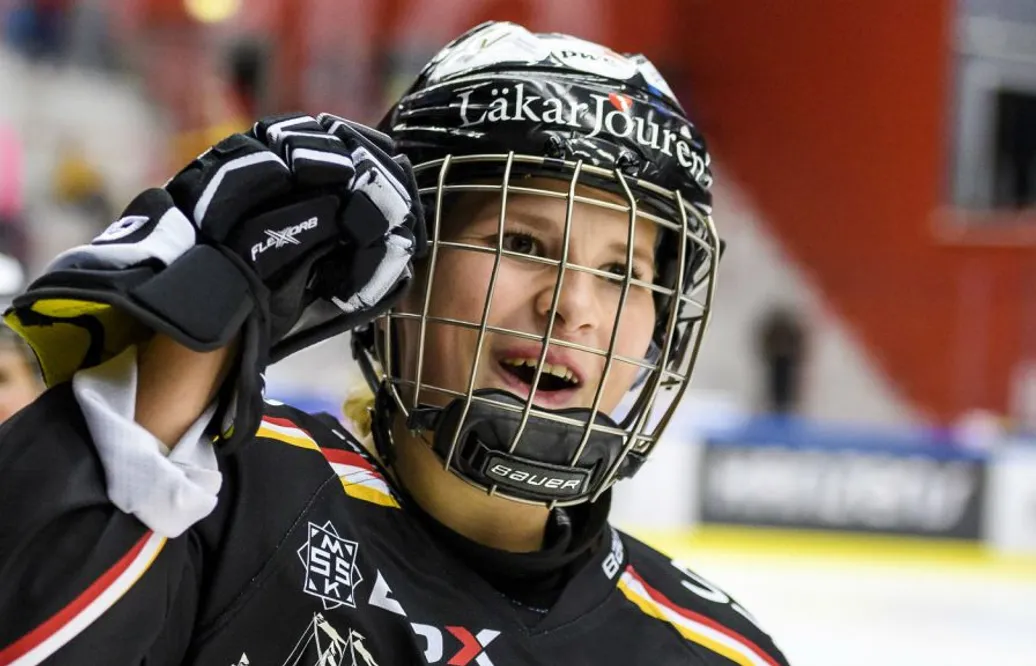 Har vunnit fyra SM-guld – förlänger med mästarinnorna