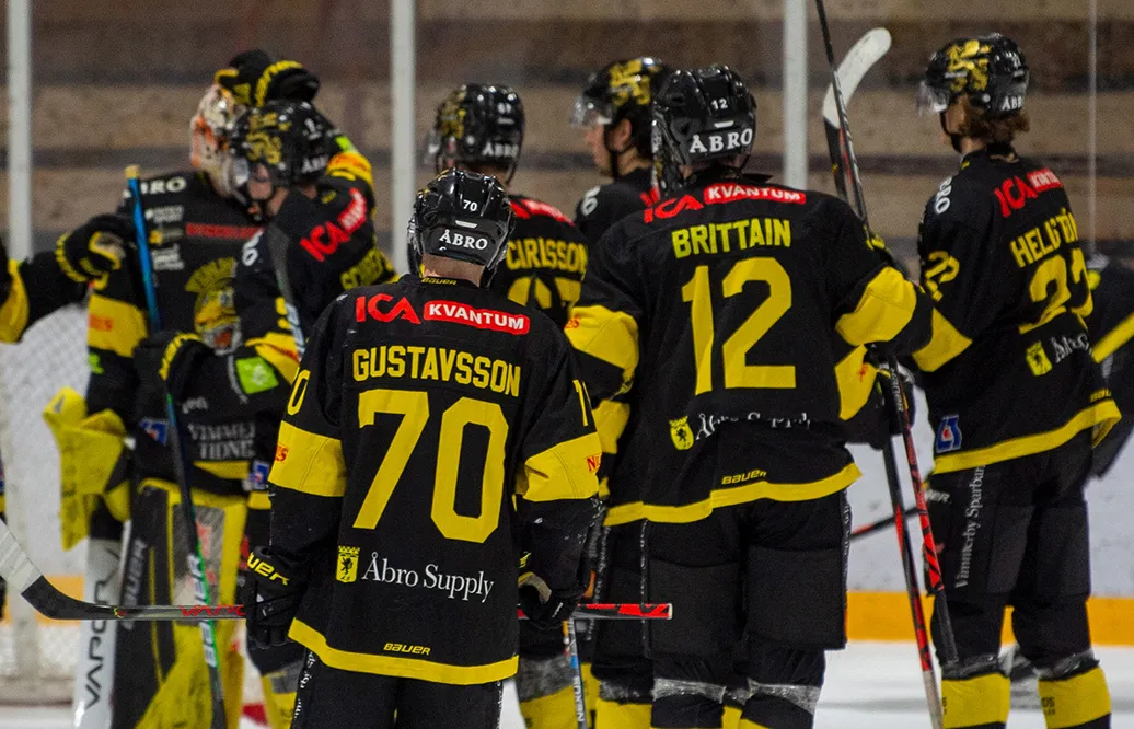 Nio spelare lämnar Vimmerby efter uppflyttningen