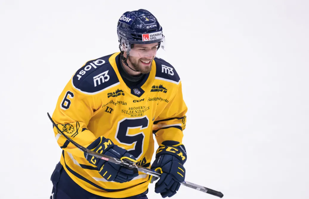 Olli Vainio förlänger med Södertälje