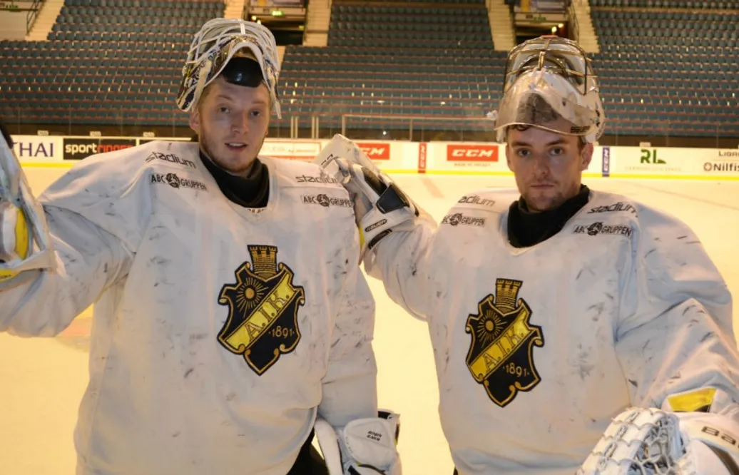 Vänner och konkurrenter — målvakternas samarbete lyfter AIK: ”Finns ingen prestige i vem som spelar”