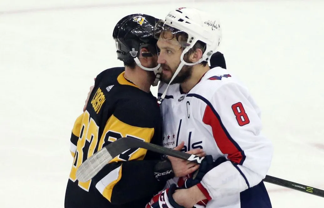 NHL-draget: Kan spela med reklam på hjälmarna