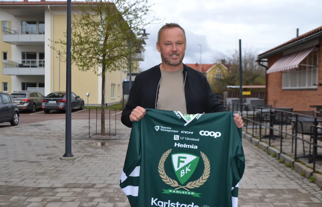 "Challe" var assisterande i Färjestad under en säsong.