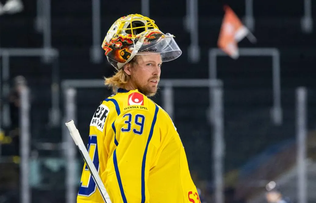Anders Lindbäck förbluffad efter den udda straffen