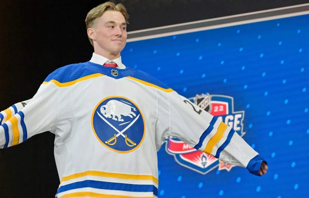 De nya NHL-svenskarna skriver sina första kontrakt