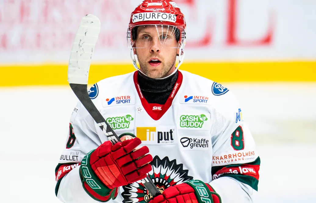 Viktor Ekbom lägger ner karriären