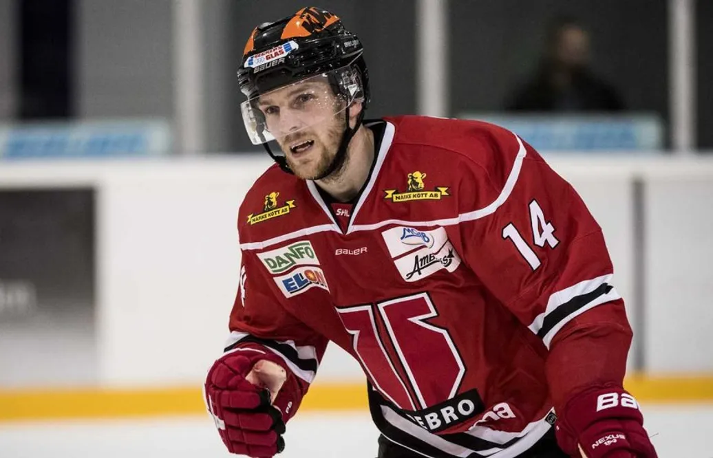 Efter blytunga fjolåret – nu har det vänt: ”Har aldrig tvivlat på att jag kan spela hockey”