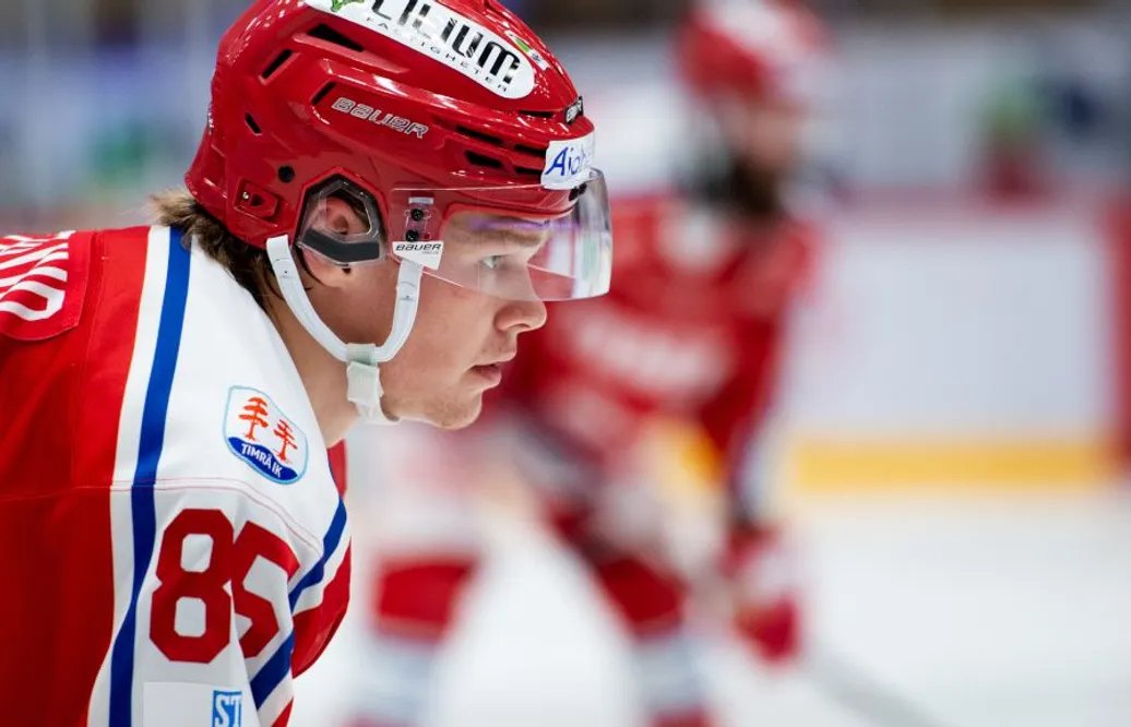Uppgifter: JVM-meriterade backen stannar i nykomlingen