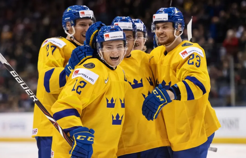 Tappade 4–0 till 4–4 – ändå luktar det svensk gruppseger efter jättedrama mot USA
