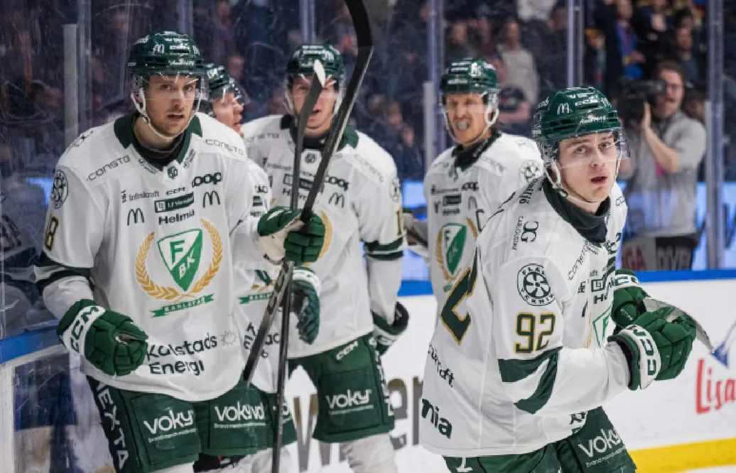 Karlskoga-gänget målade för Färjestad: "Typiskt brunkigt"