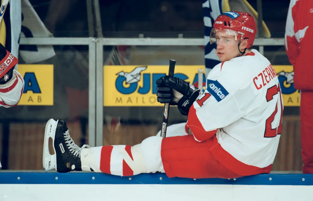 Mariusz Czerkawski i landskamp för Polen 2000