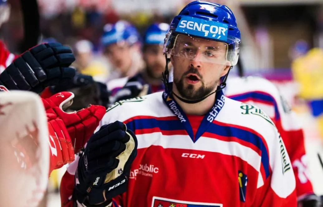Efter starka KHL-säsongen - klar för Timrå