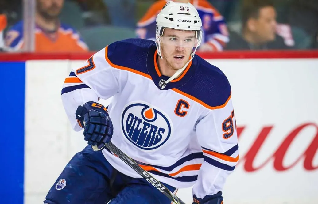 EDMONTON: ”Ensam superstjärna söker” tillbaka för ytterligare en säsong…