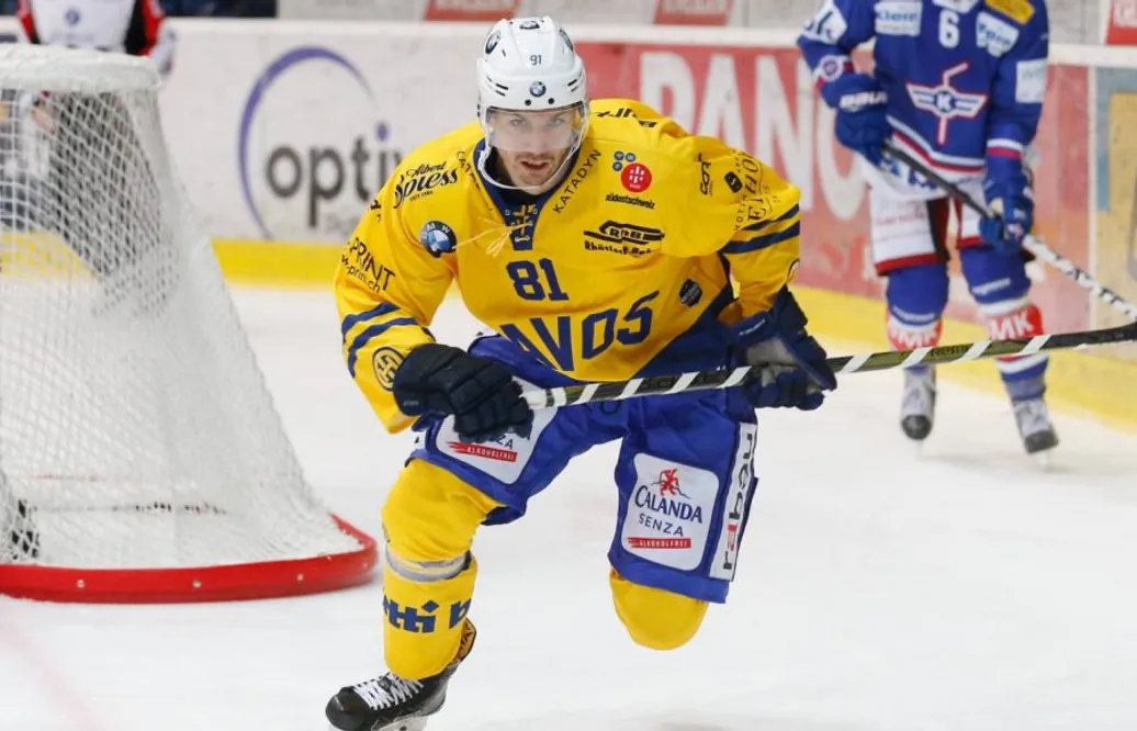 Svensken fick ny NHL-chans – nu är han uppsatt på waivers