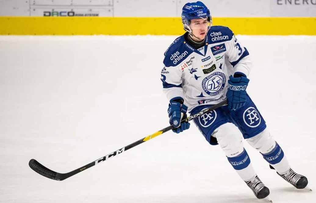 Leksand knyter upp talangen: ”Back med stor potential”