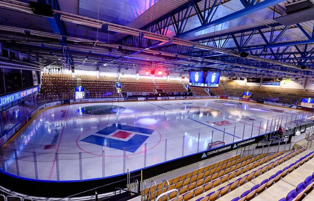 18-åringen får kontrakt med seriesuveränen