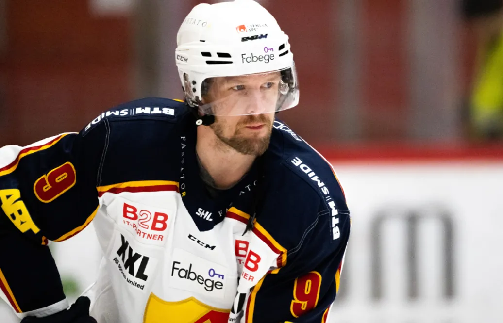 Cameron Schilling förlänger med Djurgården till 2024