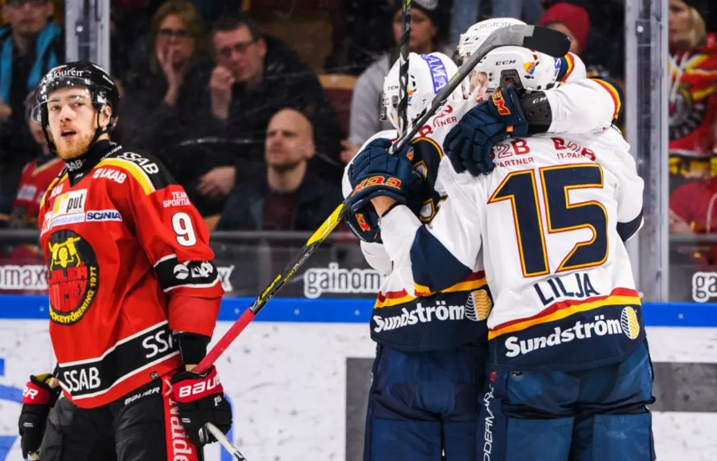 Djurgårdslegendarens son sköt första SHL-målet: ”Det var ingen målvakt där”