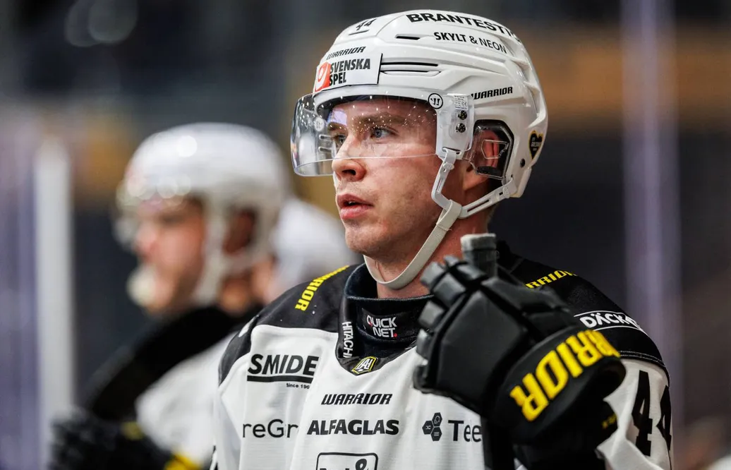 Oscar Lawner är tillbaka på is. 