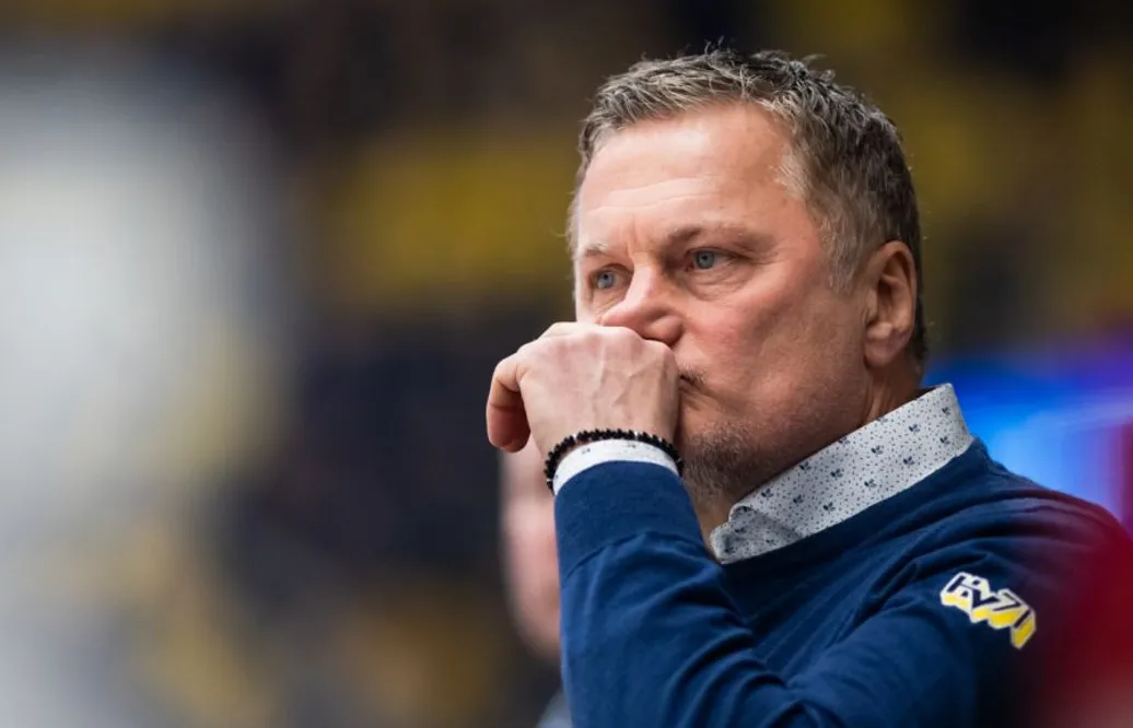 Huvudtränaren lämnar: "Min resa tar slut nu"